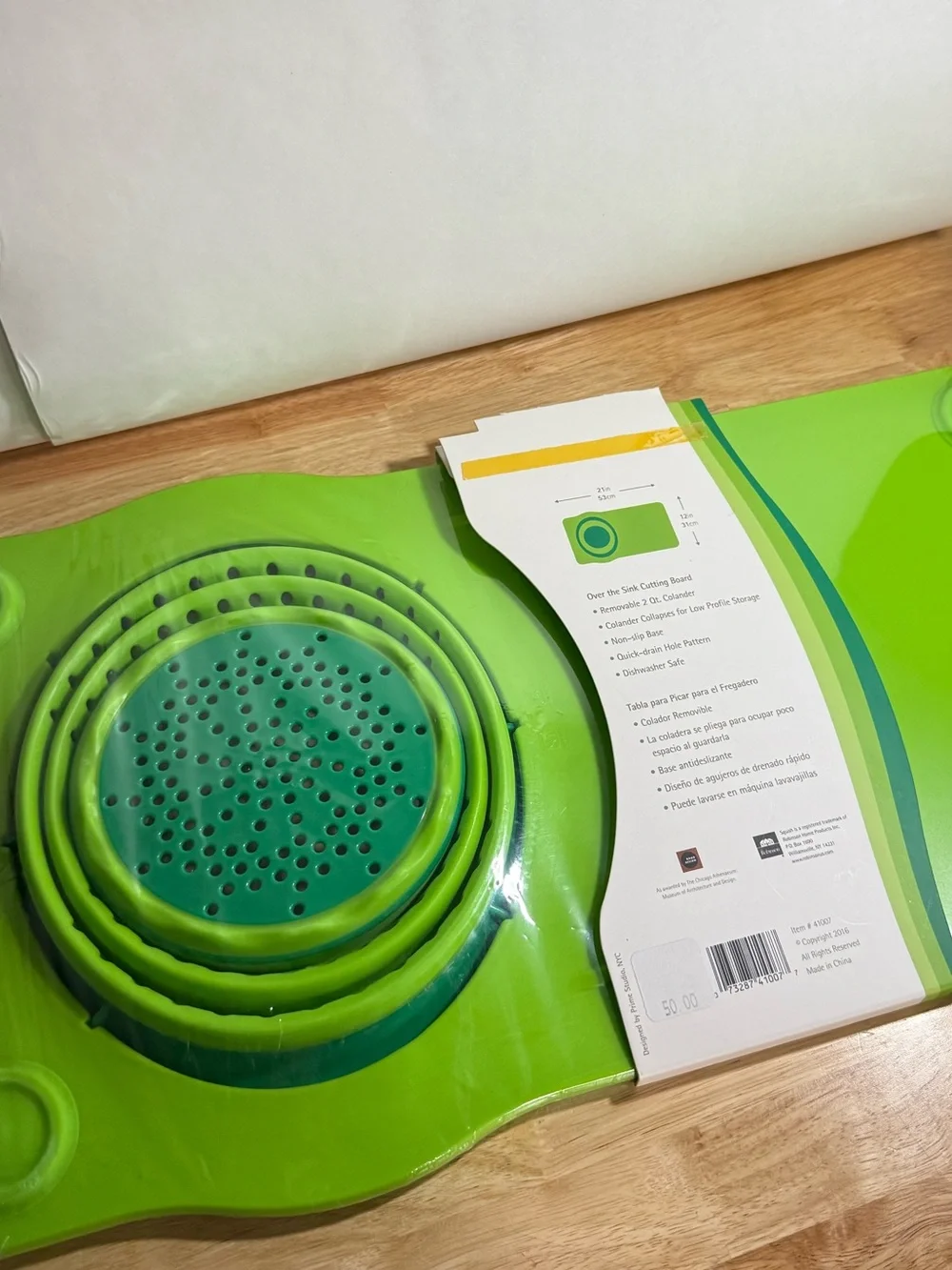 NWT Squish Over Sink Cutting Board Colander Collapsible Kitchen